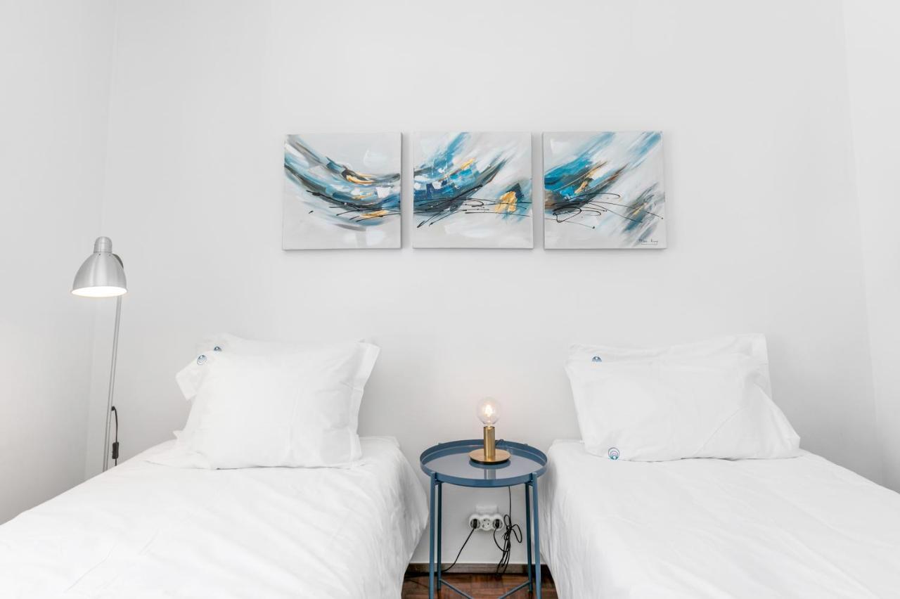 Shell Apartment, Walking To Beach And Center Lagos Luaran gambar